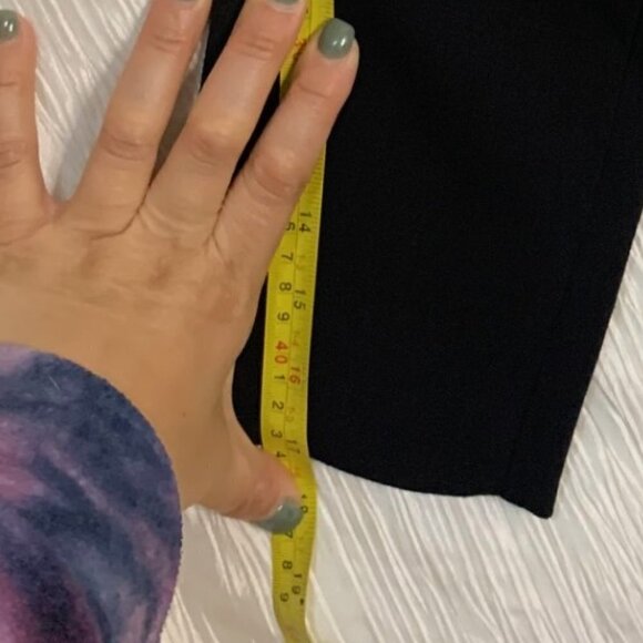 Eliza J Knee length Black Sheath Dress with 3/4 sleeves and pockets Size 6 - Picture 6 of 8